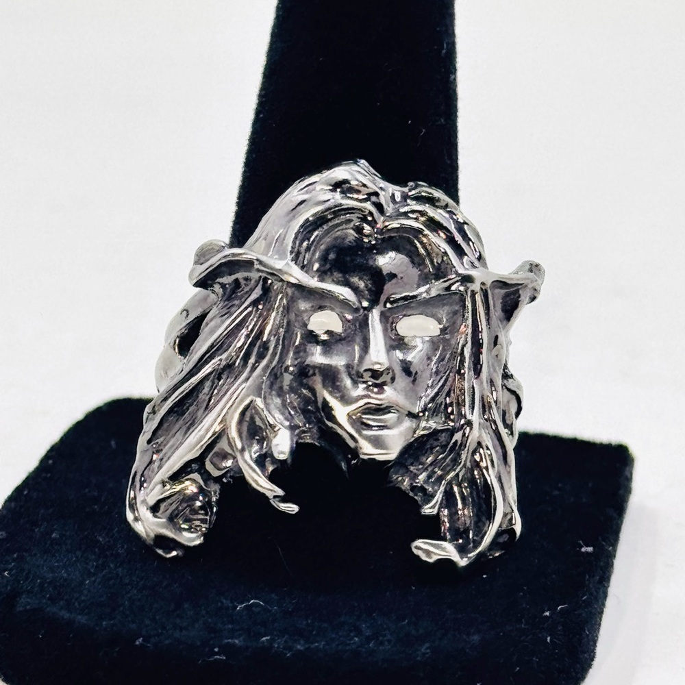 Women's Fantasy Mythology Raven Witch Silver Face Ring W/Piercing White Eyes 9